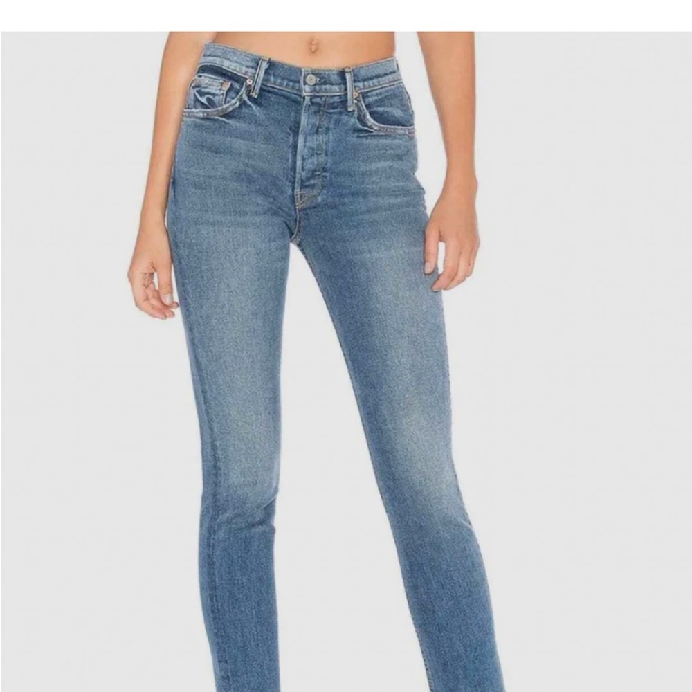 Klique B. High Rise Skinny Cropped Jeans. Super Stretch. Size 11.